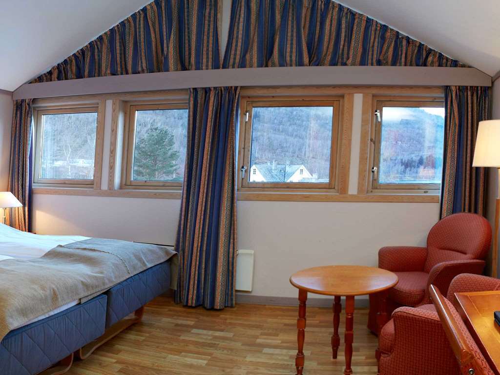 Kinsarvik Fjordhotel Room photo